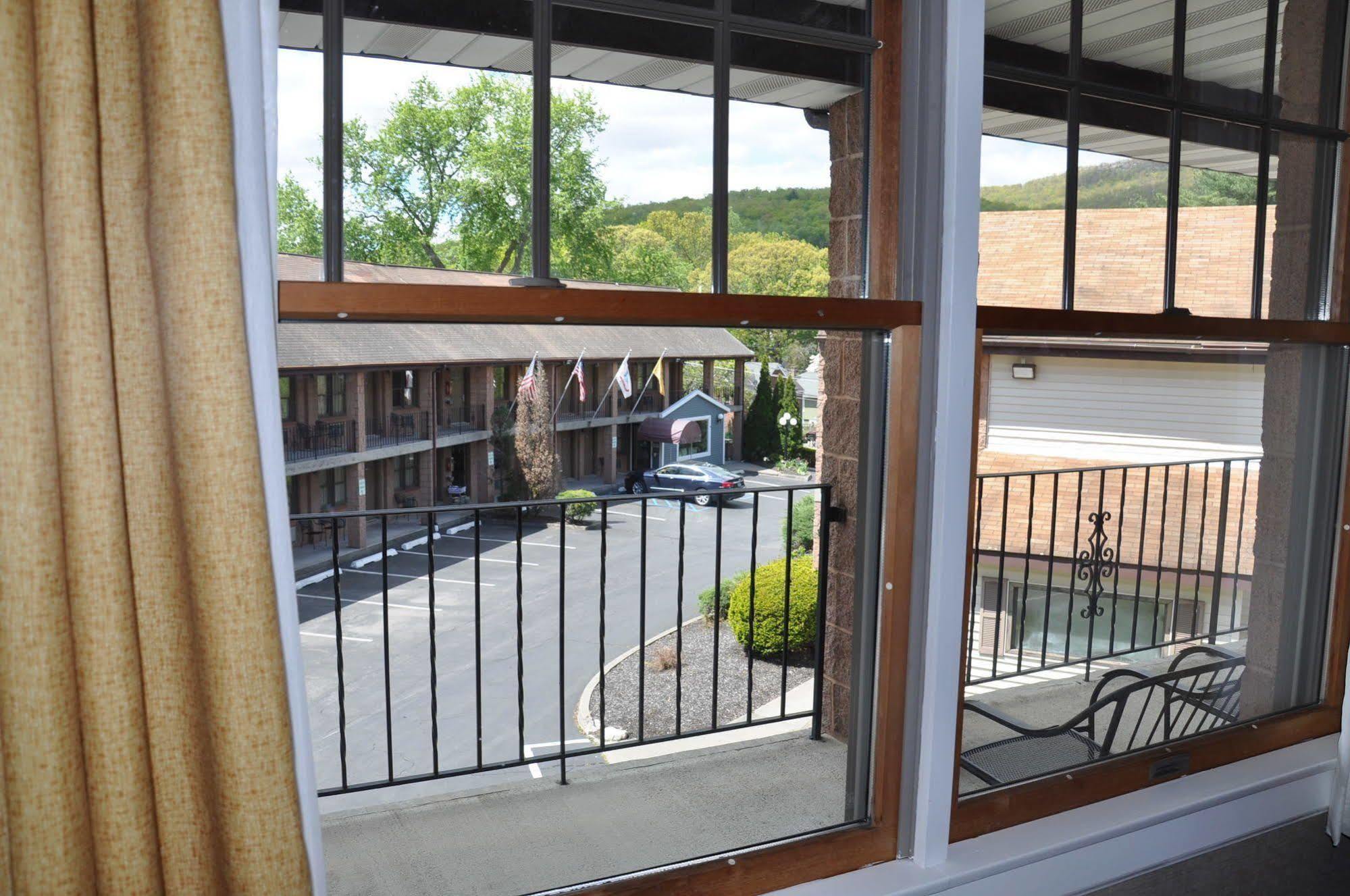 West Point Motel Highland Falls Экстерьер фото